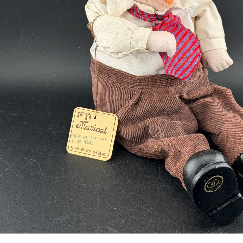 Vintage 1985 George Good Musical Clown Doll: Show Me The Way To Go Home, Works